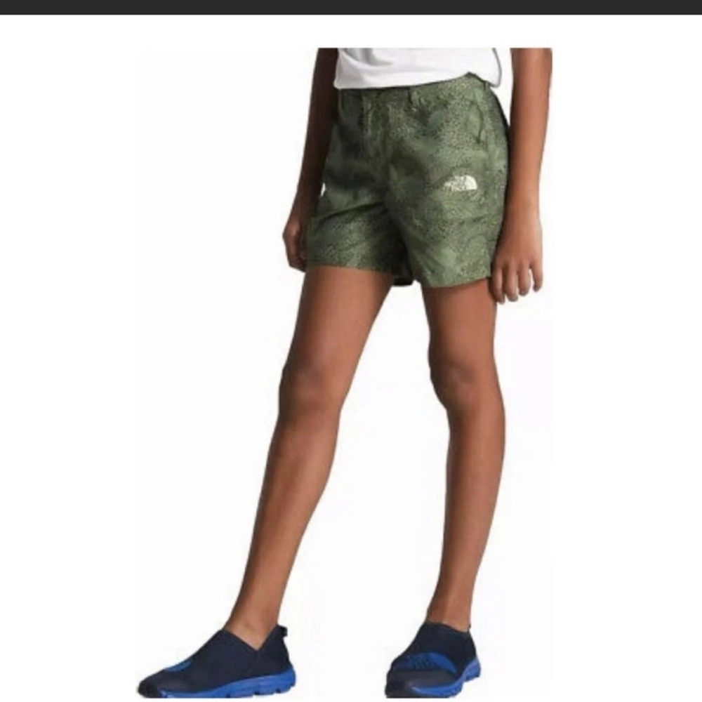 NWT The North Face TNF Amphibious Short Size Large Flash Dry